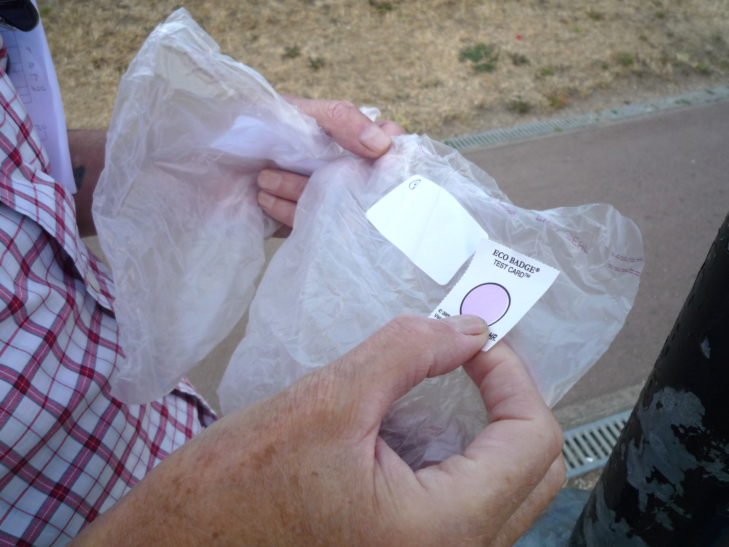 Eco Badge test card monitors air quality | Mapping for Change